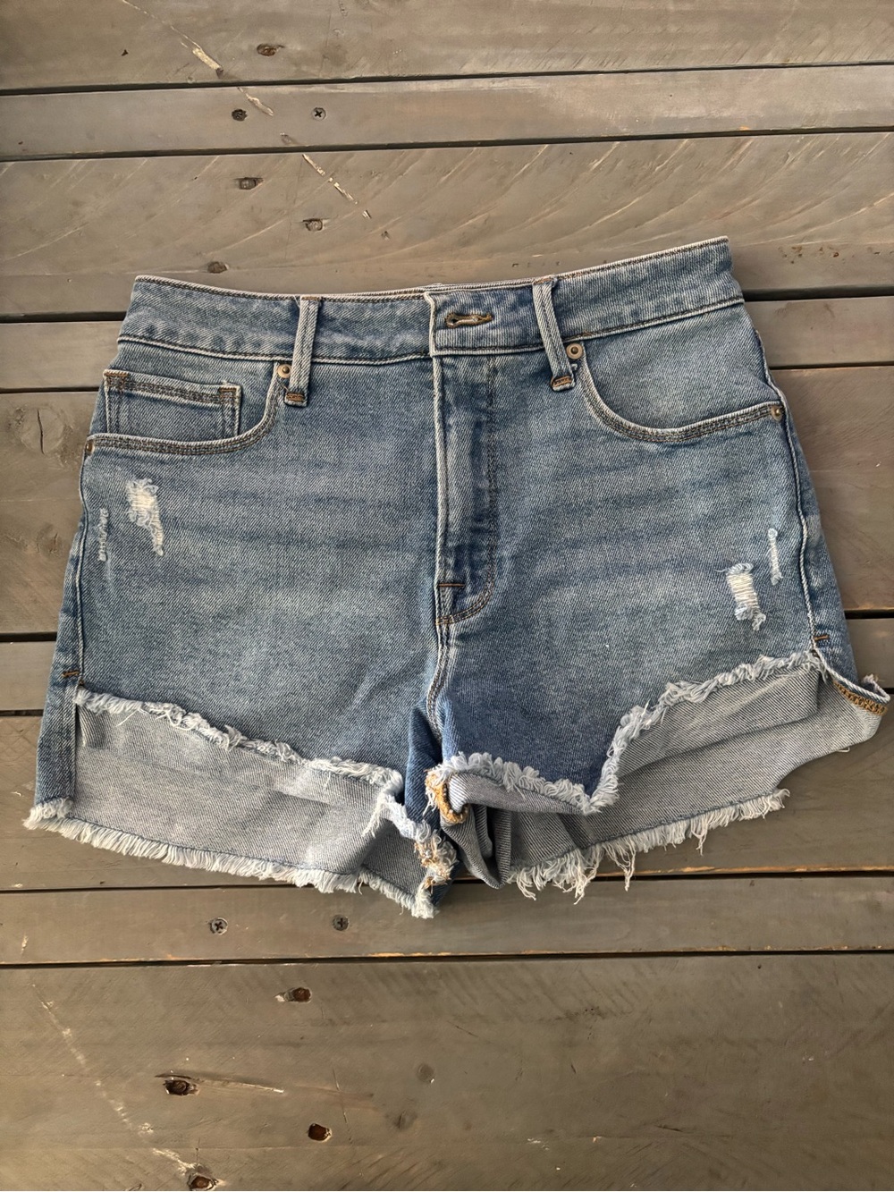 Good American Good Curve Distressed Denim Shorts High Rise 4/27